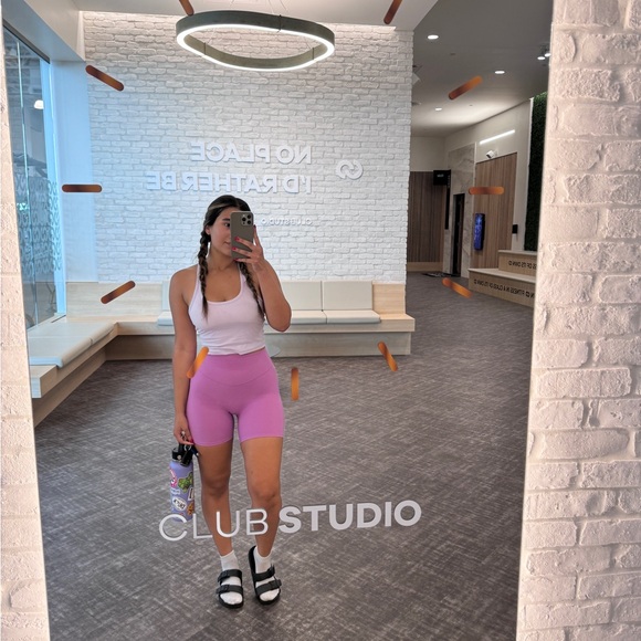 Vitality cloud II volley short- Dragonfruit - Picture 2 of 2